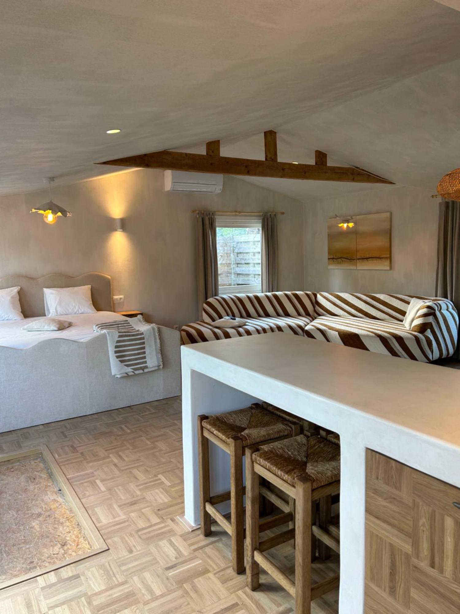 Chalet Leon Geel Eksteriør bilde