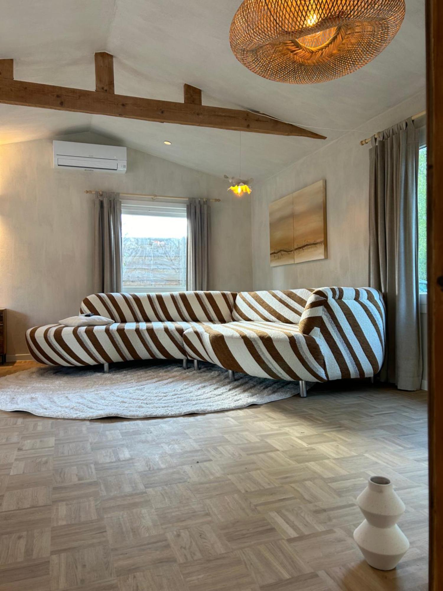Chalet Leon Geel Eksteriør bilde